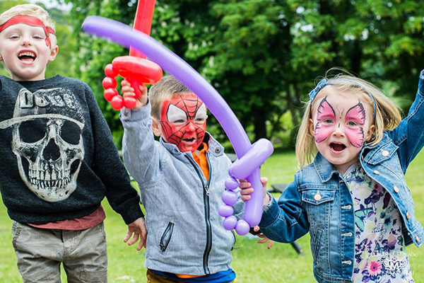 Balloon Modeller West Cork and East Cork